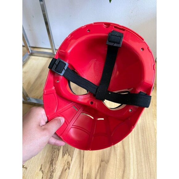 Hasbro Marvel Spider-Man Mask Costume Roleplay 2021 - Picture 5 of 9